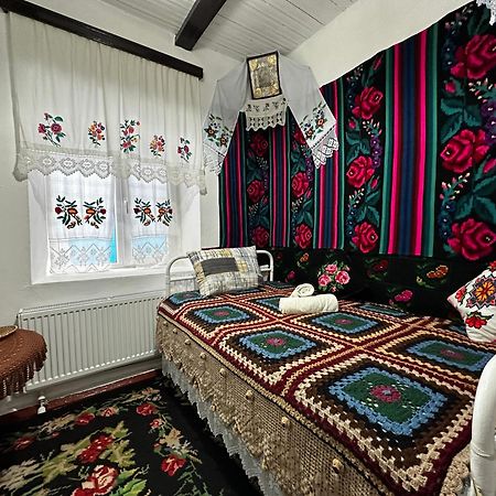 La Madalina Bed & Breakfast Selemet Dış mekan fotoğraf