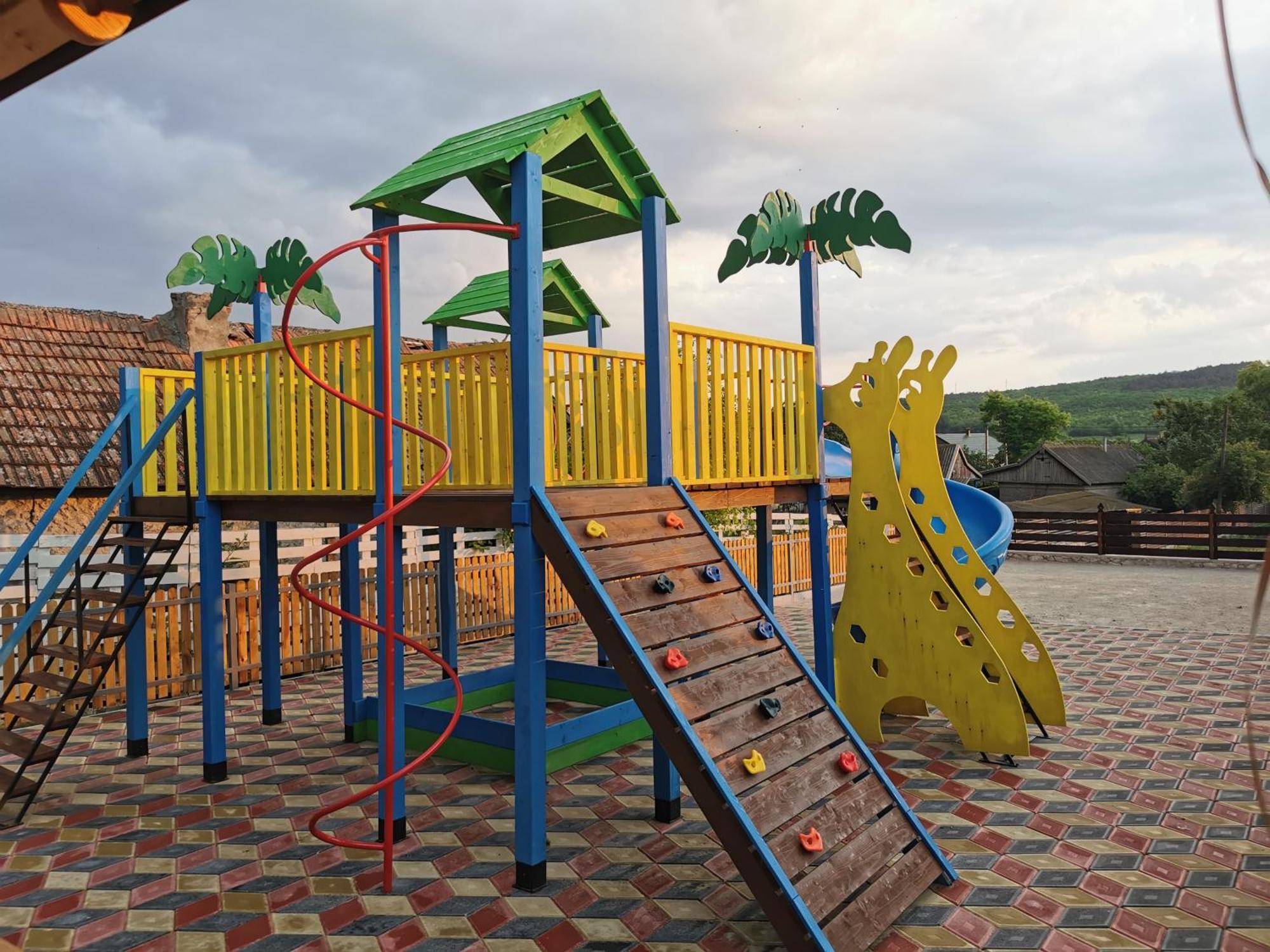 La Madalina Bed & Breakfast Selemet Dış mekan fotoğraf